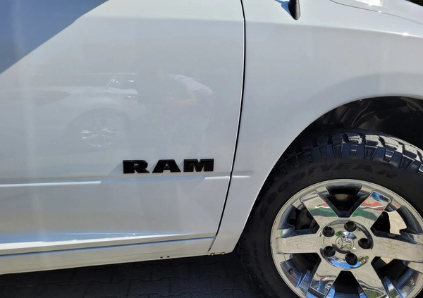 Dodge RAM cena 119999 przebieg: 173000, rok produkcji 2016 z Szepietowo małe 254